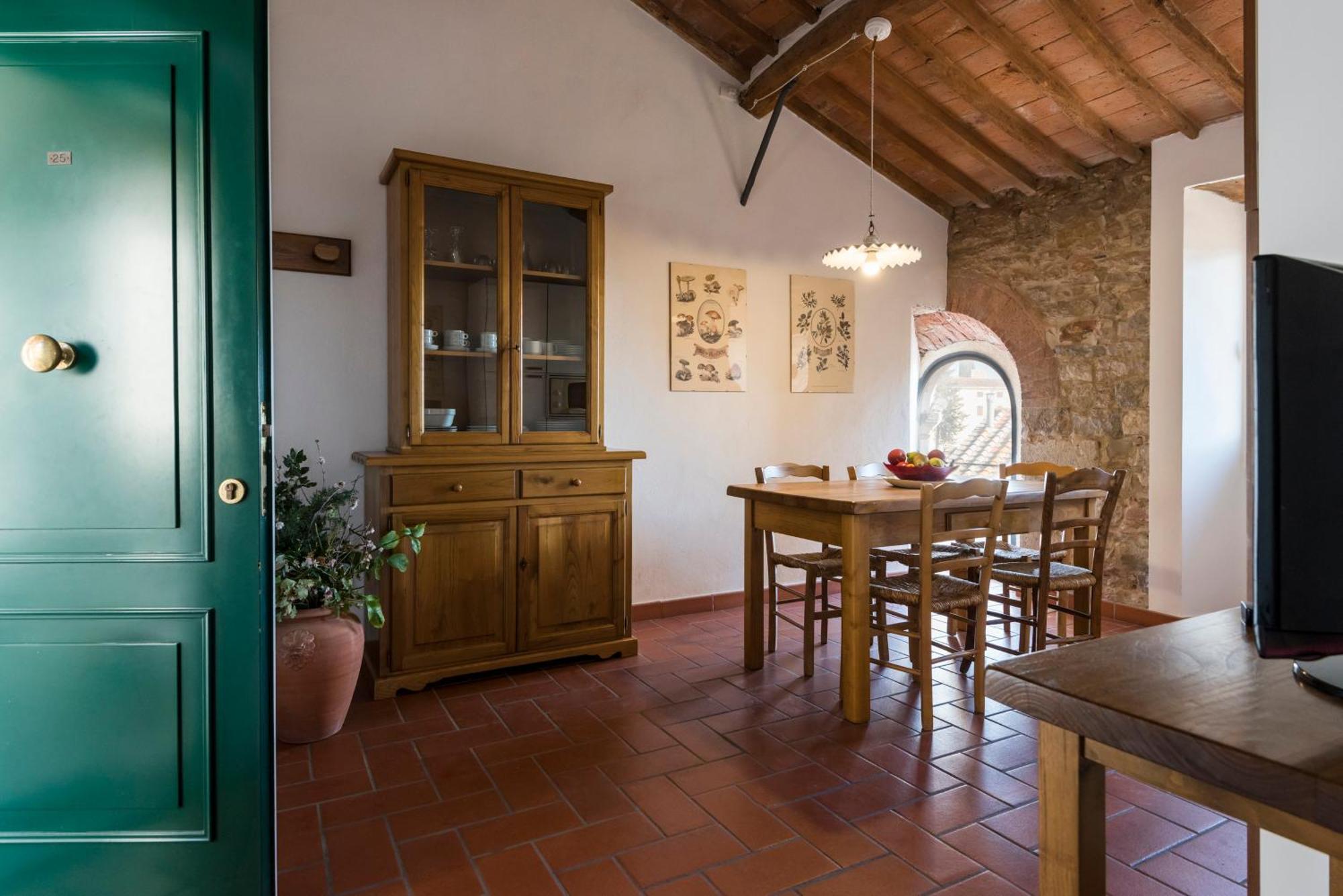 Il Chiostro Appartamenti & Suites 수베레토 외부 사진
