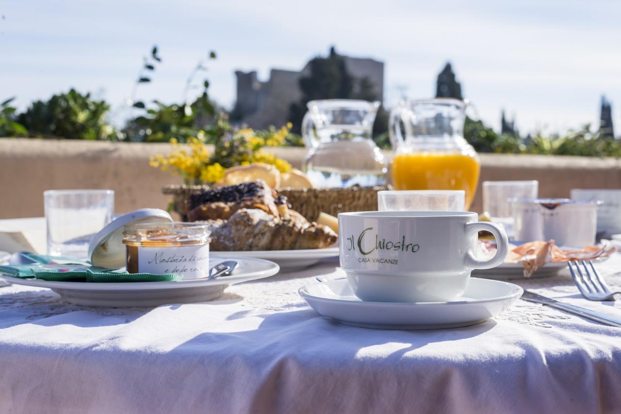 Il Chiostro Appartamenti & Suites 수베레토 외부 사진